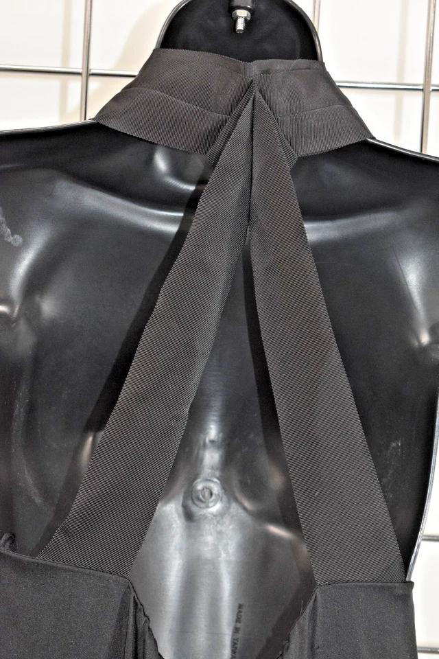 Mameluco para mujer Tahari negro seda talla mediana a la venta sf Foto 4 de 4