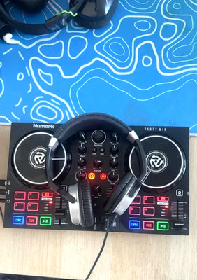 Numark Party Mix Dj Mixer und Headset - schnelle Lieferung