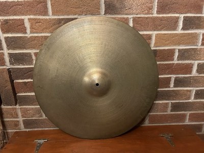 Vintage Hollywood Meazzi Italian UFIP 22in Medium Thin Ride Cymbal 