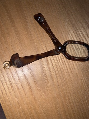 Freaking Awesome Vintage Cat Eye lorgnette Opera Glasses MOP Rhinestones - Picture 8 of 9