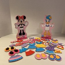 Melissa Doug Minnie DaisyMagnetic Dress Up Dolls Each Has Their Own Stand 