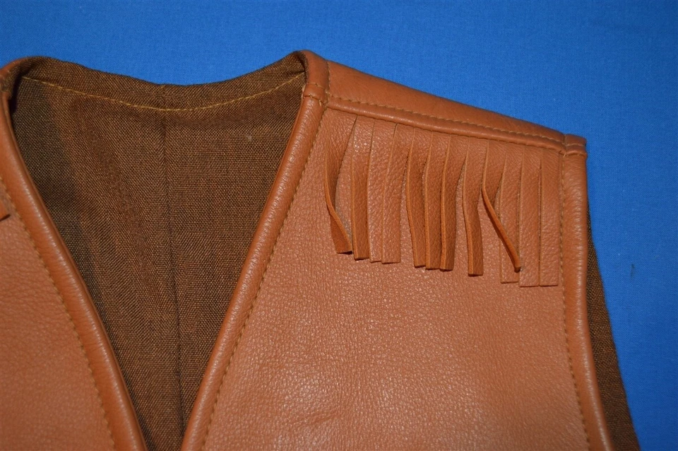 老式 70 年代女式天然美国 FRINGE 仿皮背心夹克 M 码 — 第 4/4 张图片