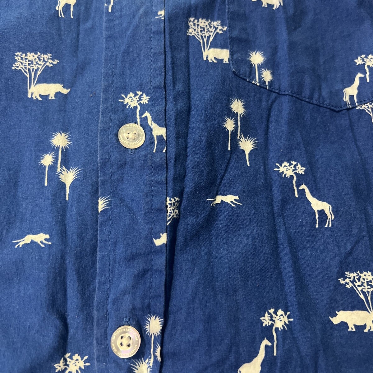 LRG The Creative Clothing Company Blue Safari Animals Button Up Medium Shirt View 3