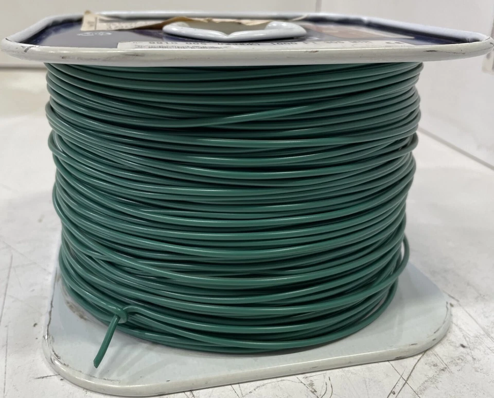 Cable de conexión Belden 9916 0051000, 16 AWG, 26x30, TC, PVC verde oscuro, 300 V, 1000' Foto 2 de 4