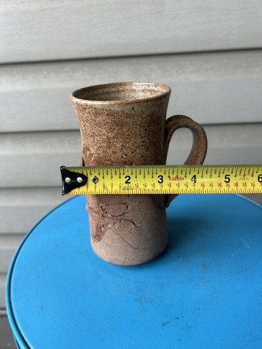 Vintage Pressed Floral Botanical Tan Speckled Studio Art Pottery Mug 18oz Signed - Picture 9 of 10