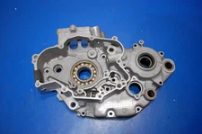 2008 08-09 KLX450R OEM LEFT SIDE CRANKCASE GEAR BOX CARTER BOTTOM 14001-0093