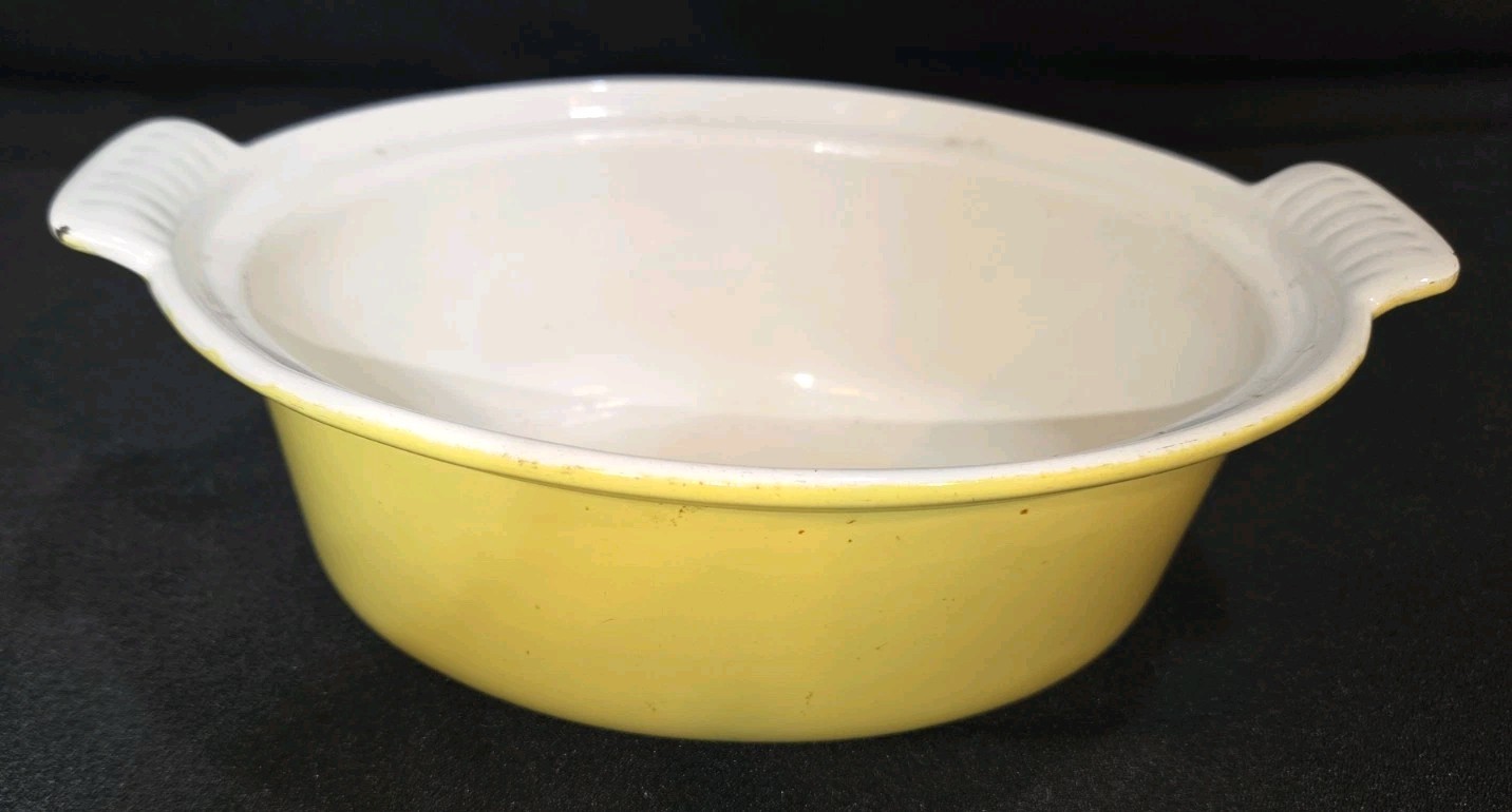 DESCOWARE BELGIUM Yellow Dutch Oven Pot +Lid-Enamel/Cast Iron FE 22