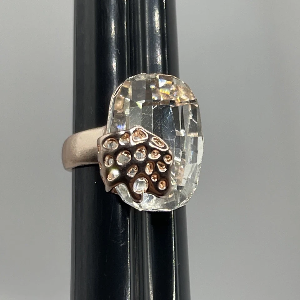 Rose Gold Filled Cheetah Leopard Colorless Clear Oval Rhinestone Ring Size 6.75  - Image 2 of 4