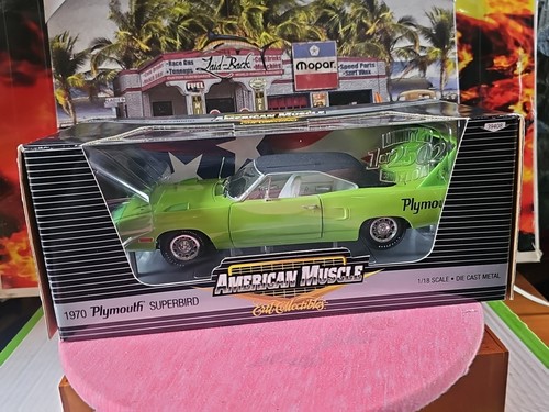 VINTAGE ERTL AMERICAN MUSCLE 70 PLYMOUTH SUPERBIRD VERDE TETTO NERO BELLA AUTO 🚗 - Foto 3 di 24