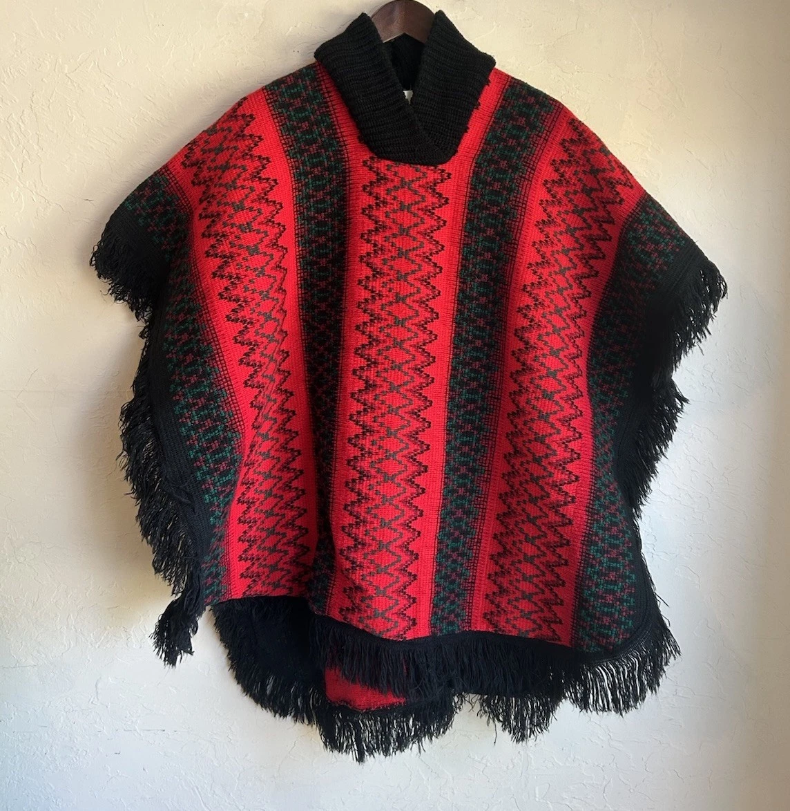 Vintage JFR Knit Fringe Pullover Blanket Poncho Boho Sweater Southwestern Mexico