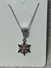Retro Red Green Crystal Gem Silver Snowflake Pendant Necklace Holiday Jewelry
