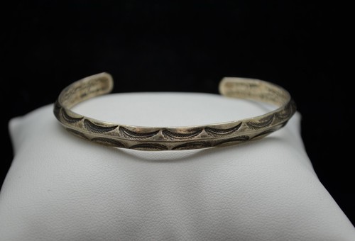 STERLING SILVER JEWELRY CUFF BRACELET W/ FEATHER ETCHINGS 5.5" #FME005