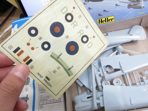 Heller - Typhoon 30 PIEZAS - Escala 1/72 - Kit Modelo - Mini Avión - R71 - Imagen 5 de 10
