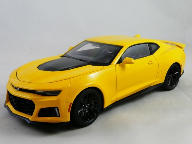 BILSTEIN ターボ ミニカー 1/18 Amazon.com: 1969 Pontiac GTO Judge Green 1/18 by Motormax