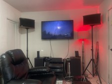 “look 4 Bose 901’s Tulip Stands 80” Tripod Stand
