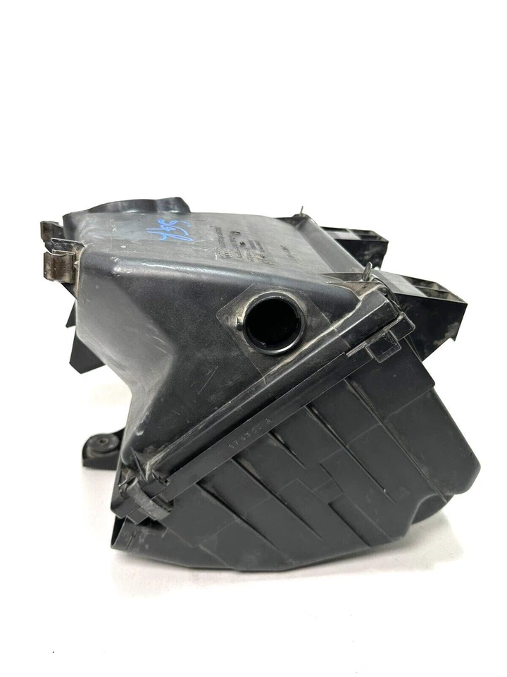 Caja de filtro de aire Audi A4 2002-2005 078133837 OEM AK2107363 Foto 4 de 4