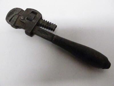 Antique 7'' STILLSON Pipe Wrench w/Wooden Handle~WALWORTH Mfg Co. Boston U.S.A.