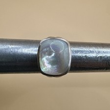 Vintage 925 Sterling Silver Square Mother-Of-Pearl Ring /Size 9