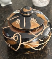 Vintage Hand Crafted Turned Wood Carved Bowl with Lid Folk Art Round Z3