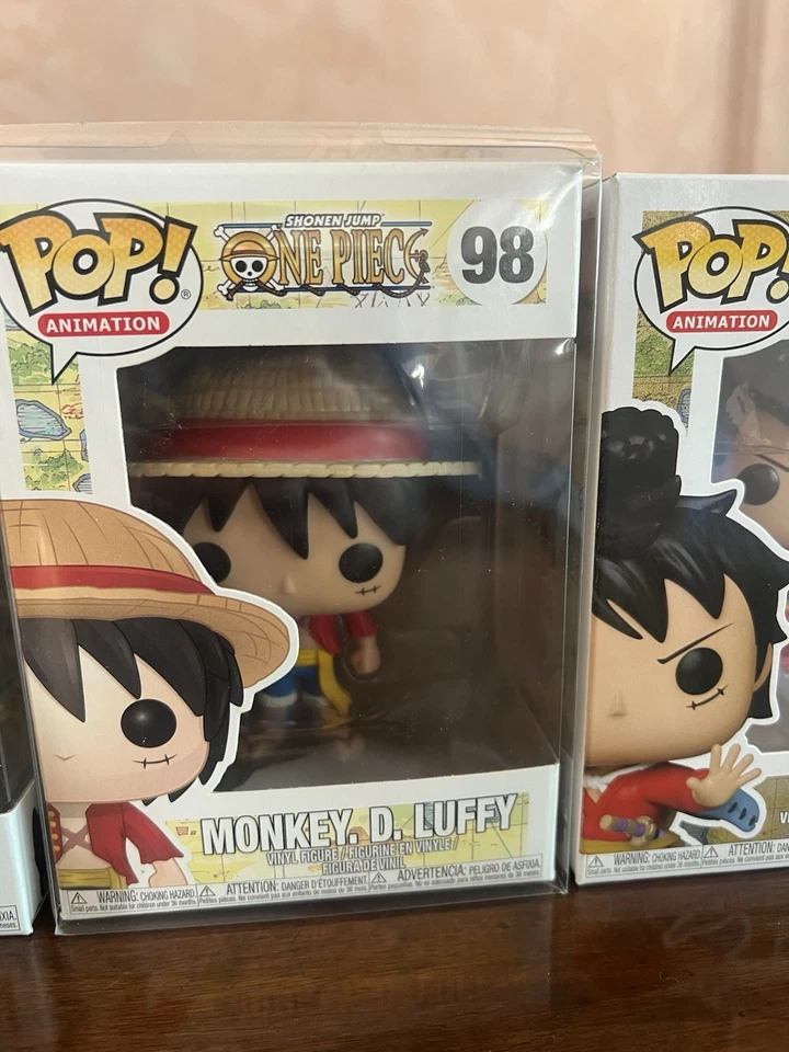 FUNKO POP LOTTO ONE PIECE LUFFY/RUBBER NR. 926-1266-98-921 + 2 PROTECTOR - Immagine 4 di 4