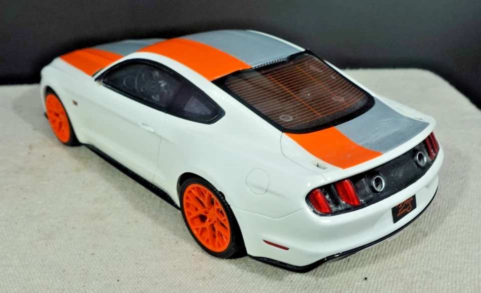 GT Spirit Ford Mustang Bojix Design 1/18 Foto 4 de 4