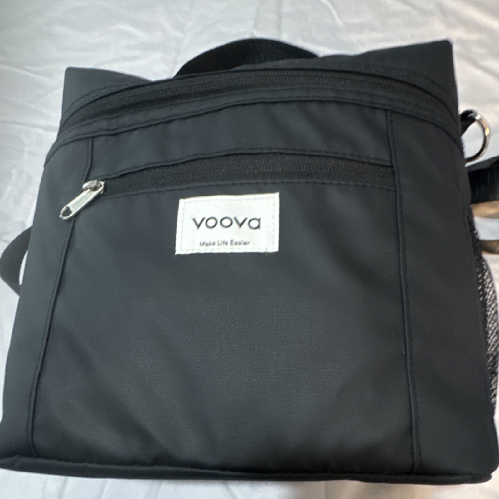 Set With Insulated Bag, Snap Lid, Black White, Round