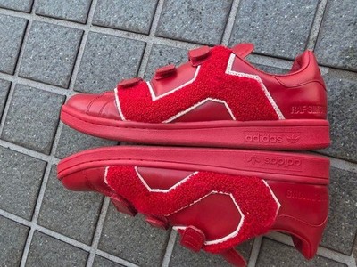 adidas by Raf Simons: Stan Smith Tennis Shoes in Power Red Size 8 - adidas Stan Smith x Raf Simons Comfort Badge Power  main image 2