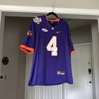 Foto 1 di 9
