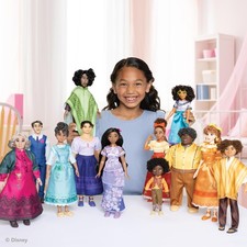 Disney Encanto Ultimate Madrigal Family Dolls...