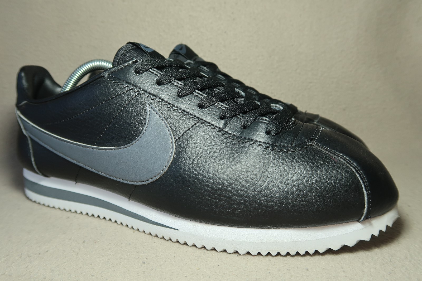 NIKE CLASSIC CORTEZ LEATHER Men's Black/Dark Grey/White Trainers / NIKE CLASSIC CORTEZ LEATHER Men's Black/Dark Grey/White Trainers /