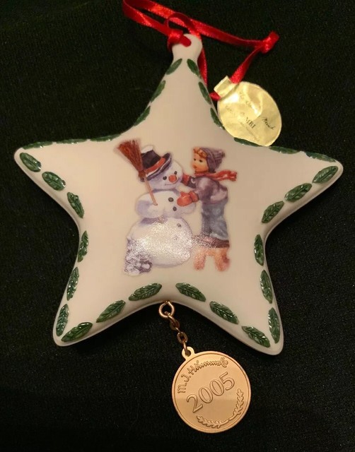 DANBURY MINT M.J. HUMMEL ANNUAL CHRISTMAS ORNAMENT 2005 B60 NIB eBay