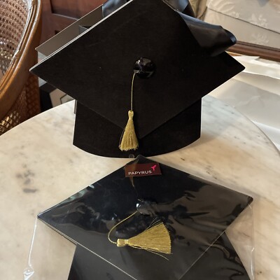 Lot OF 2 Papyrus GRADUATION CAP WITH TASSEL 3D FELT Gift Bags 6  x 6  MSRP $ 14.