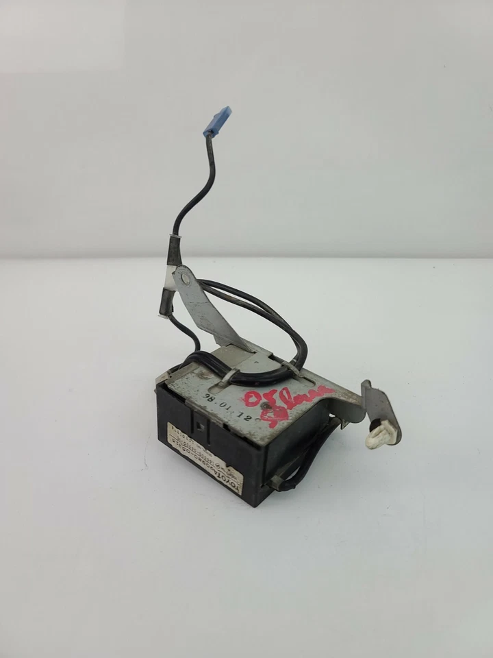 Unidad de módulo de filtro de ruido de antena Lexus GS400 GS430 GS300 1998-2005 90980-05315 Foto 2 de 4