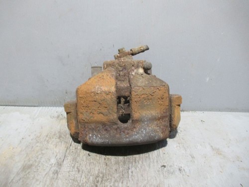 VW GOLF PLUS (5M1, 521) 1.9 TDI Bremssattel links vorn Bremszange 581DE