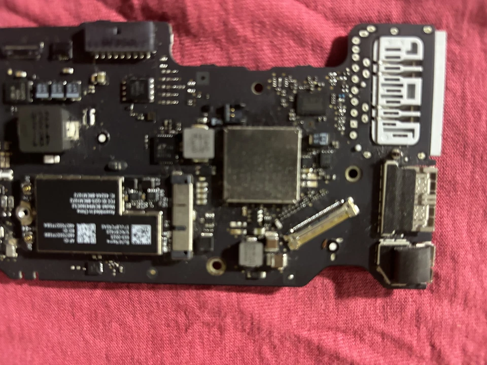 Apple 6617476 Logic Board for 13 inch MacBook Air 2013 new - Image 2 of 4