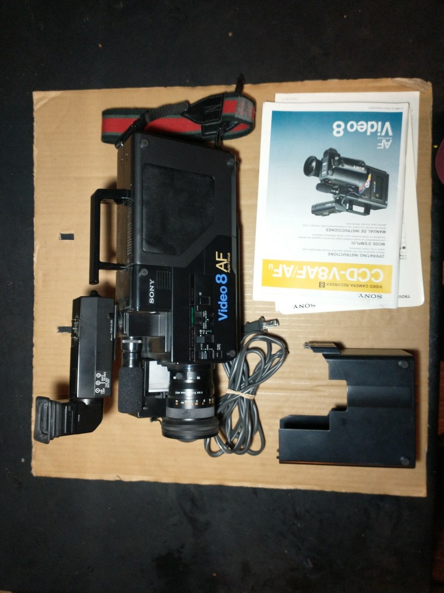 UNTESTED* SONY CCD-V8AF 8mm Video 8 Video Camera Recorder vintage