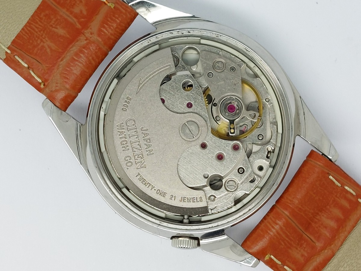 Citizen Automatic Watch 8200-R98208 Day-Date Japan Made Used 21