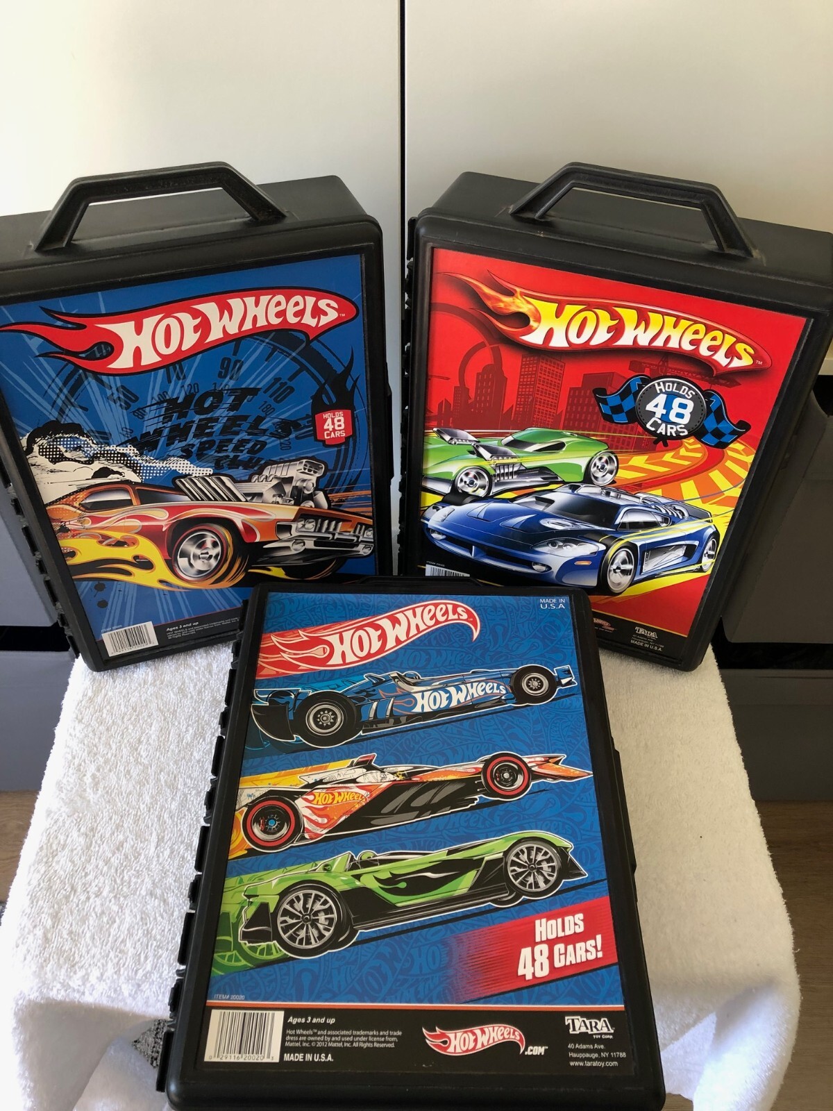 Hot Wheels Carrying cases LOT of 3 holds 48 cars each, Tara Toy Corp