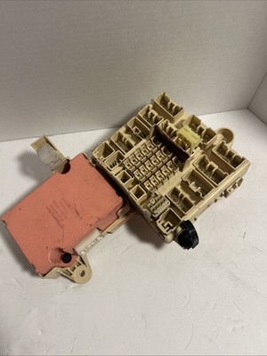 2001-2005 Lexus IS300 OEM Cabin Interior Floor Dash Fuse Block Driver Side Main