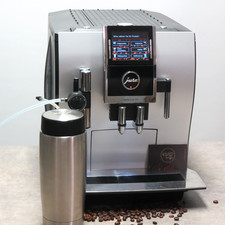 ~ Jura Z9 One Touch Cappuccino u. Latte Macchiato Kaffeevollautomat, TFT Display
