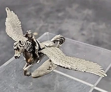 Original 1990 Ral Partha - Pewter Female Warrior on On Pegasus #PP268  4.25"