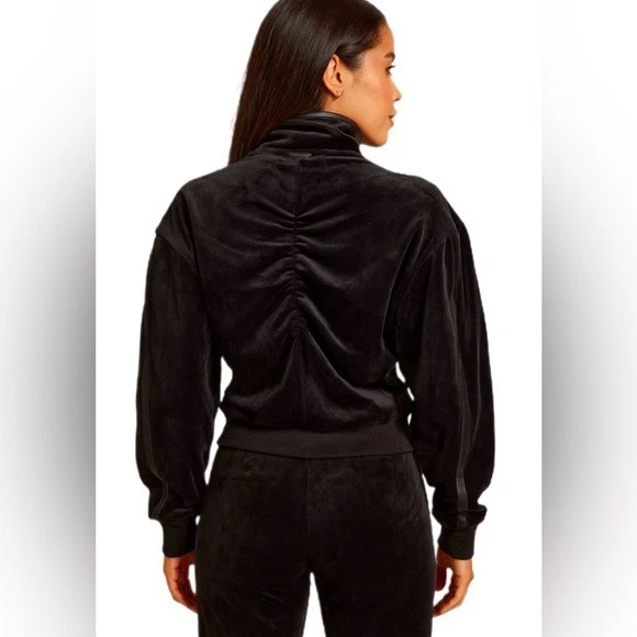 Conjunto de chándal de terciopelo negro Blanc Noir chaqueta y pantalón XS/S terciopelo nuevo con etiquetas Foto 4 de 4