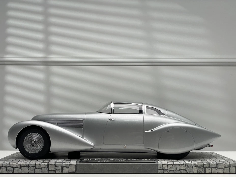 1938 - Dubonnet Hispano-Suiza H6C 'Xenia' (Silver) [MINICHAMPS] 1:18 scale - Image 2 of 4