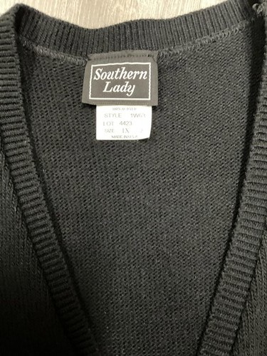 Plus Size Embroidered Fall sweater vest - Picture 2 of 4