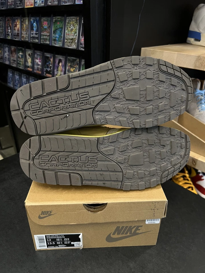 Nike Air Max 1 Travis Scott Cactus Jack Saturn Gold Size 12, PREOWNED - Image 3 of 4