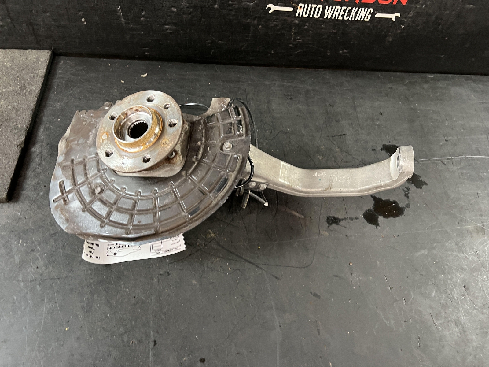 17-22 MASERATI QUATTROPORT FRONT DRIVER LEFT SPINDLE STEERING KNUCKLE