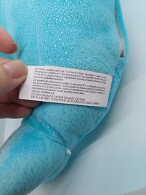 USED Fingerlings HUGS Nikki (Blue Glitter) Interactive Plush Narwhal WowWee