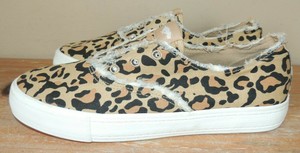 rocket dog leopard sneakers
