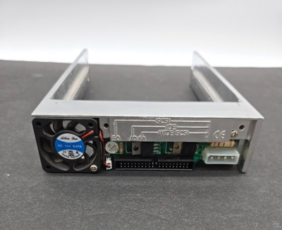 Data Port Swap SCSI IDE WIDE Frame Storage Enclosure Module Hard Drive