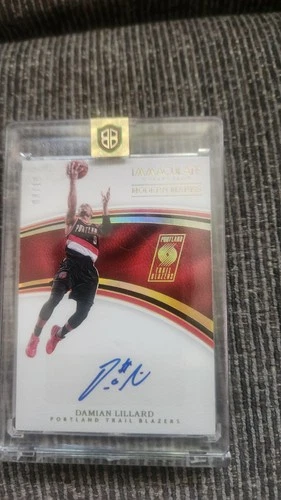 2016-2017 Immaculate Modern Marks /10 Damian Lillard  Autograph